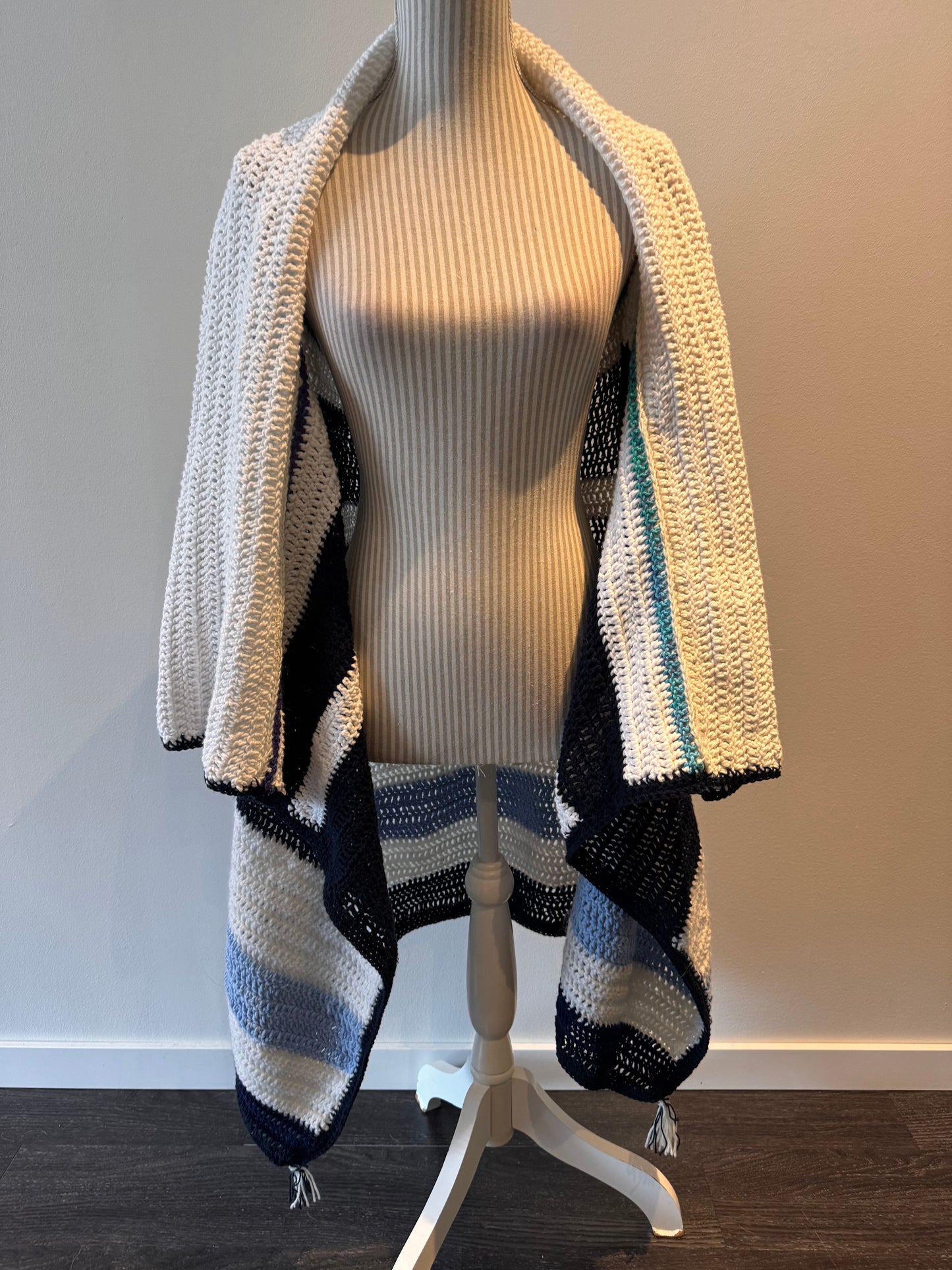 CROCHET MARINE CAPE