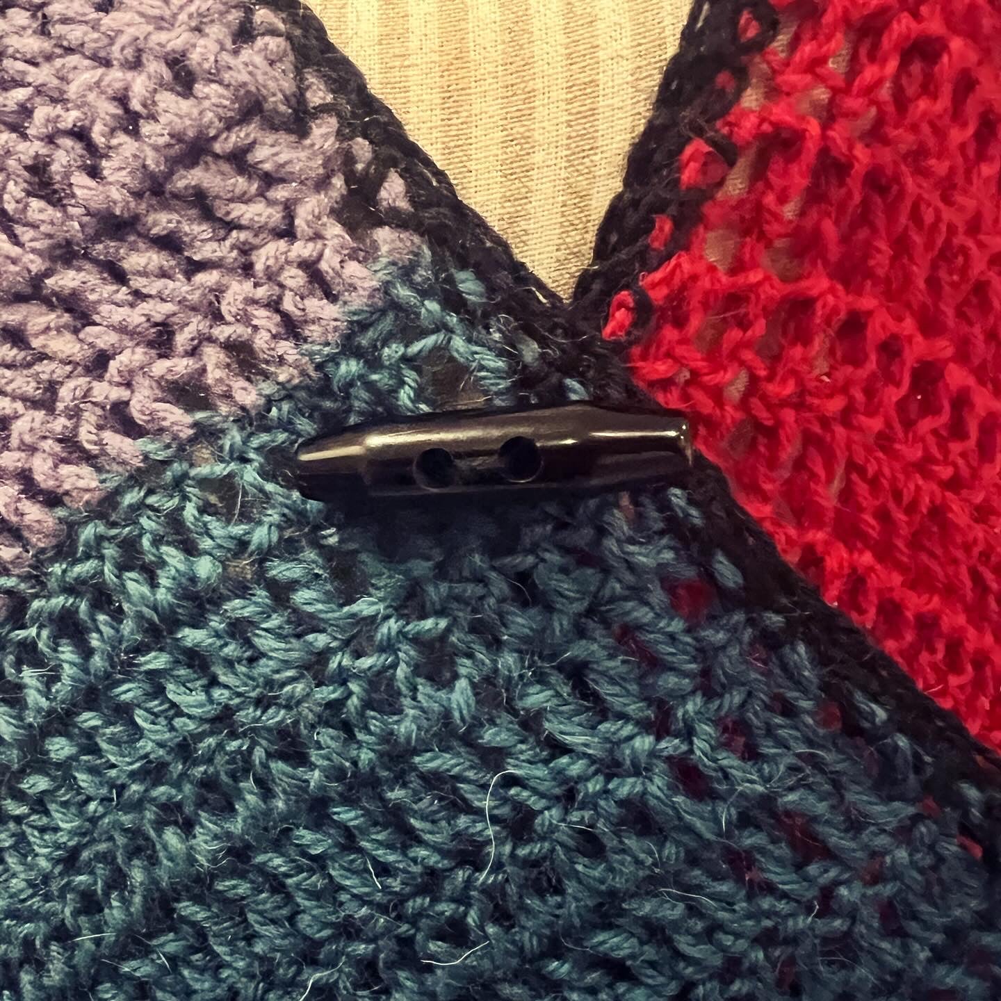 MULTICOLOR SHRUG