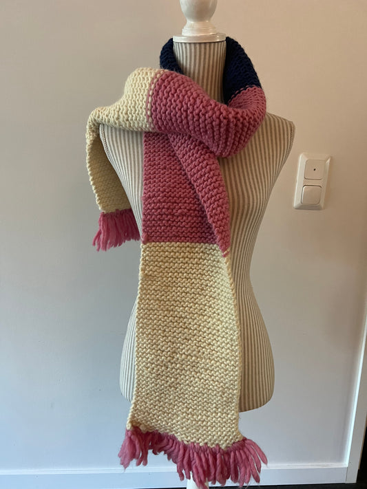 KNITTED MULTICOLOR SCARF