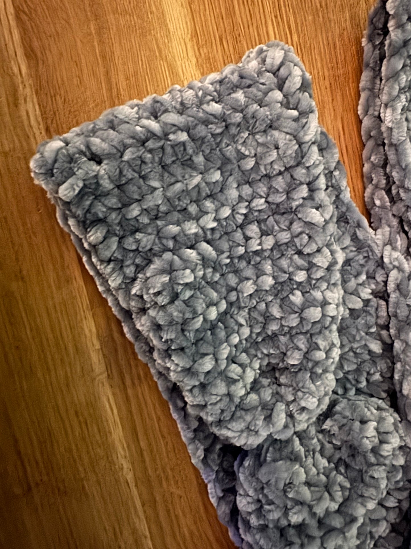 CROCHET HEAD BAND - REFLECTIVE  