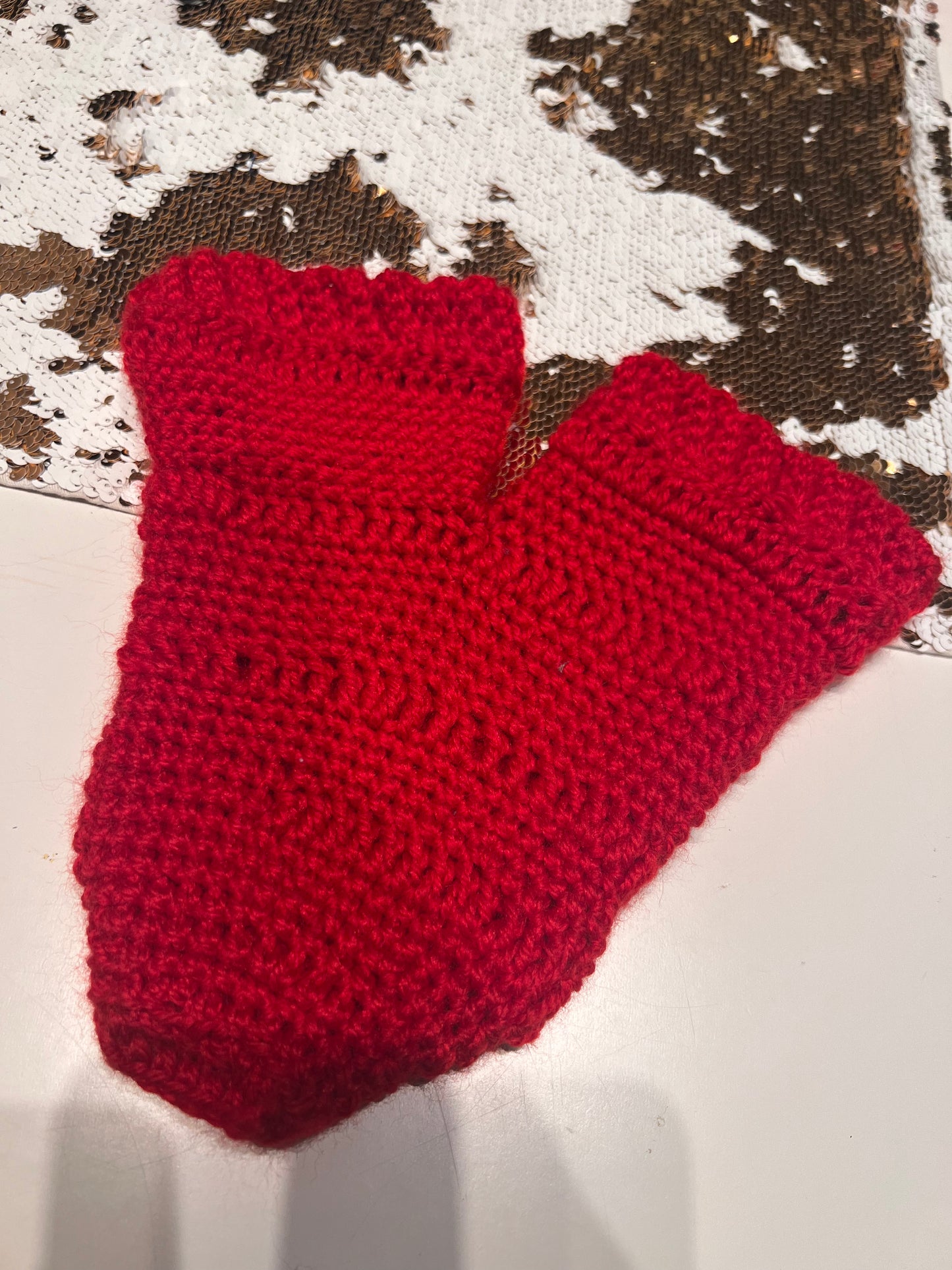 CROCHET VALENTINE DOUBLE GLOVE