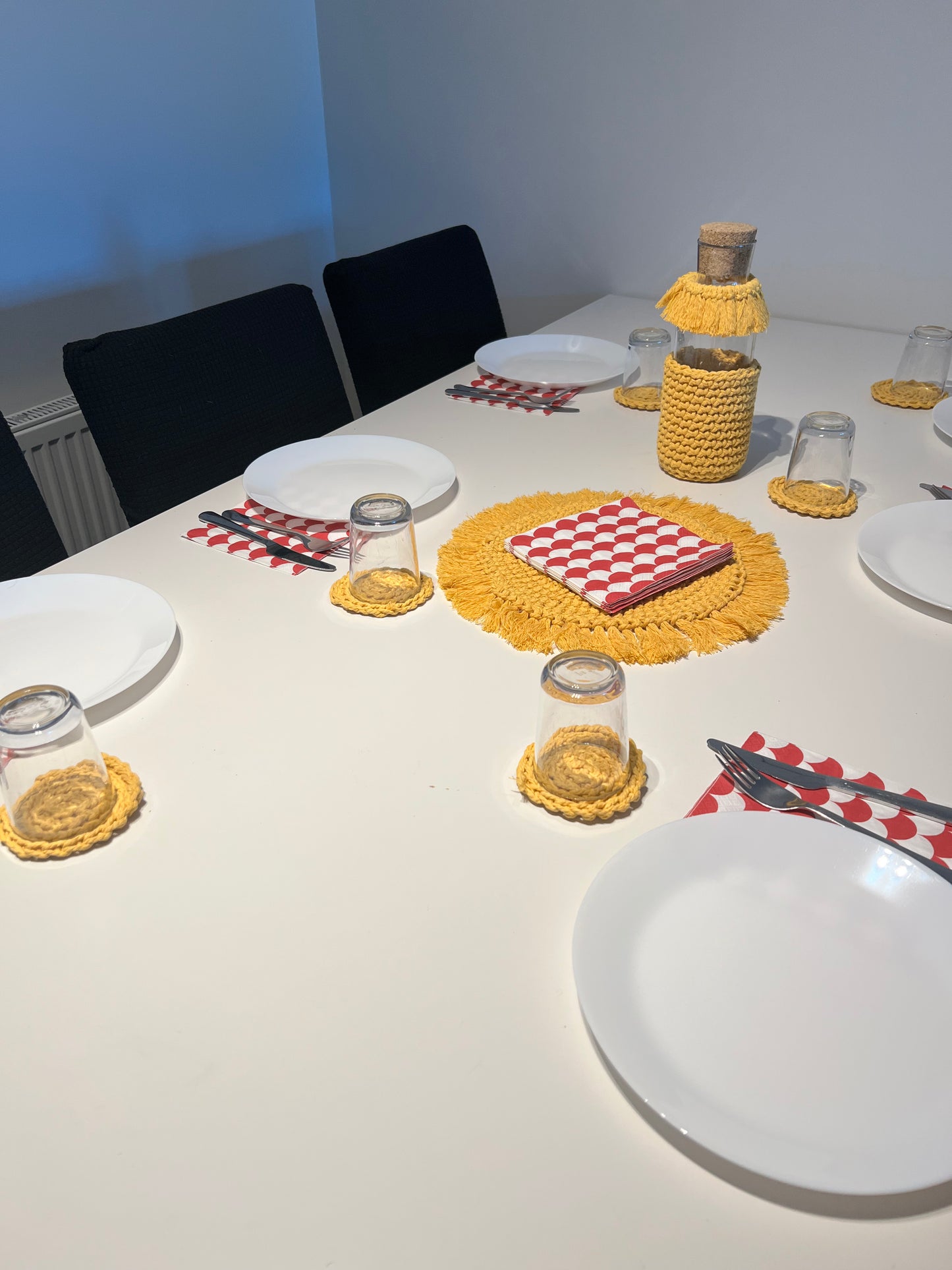 TABLE SET