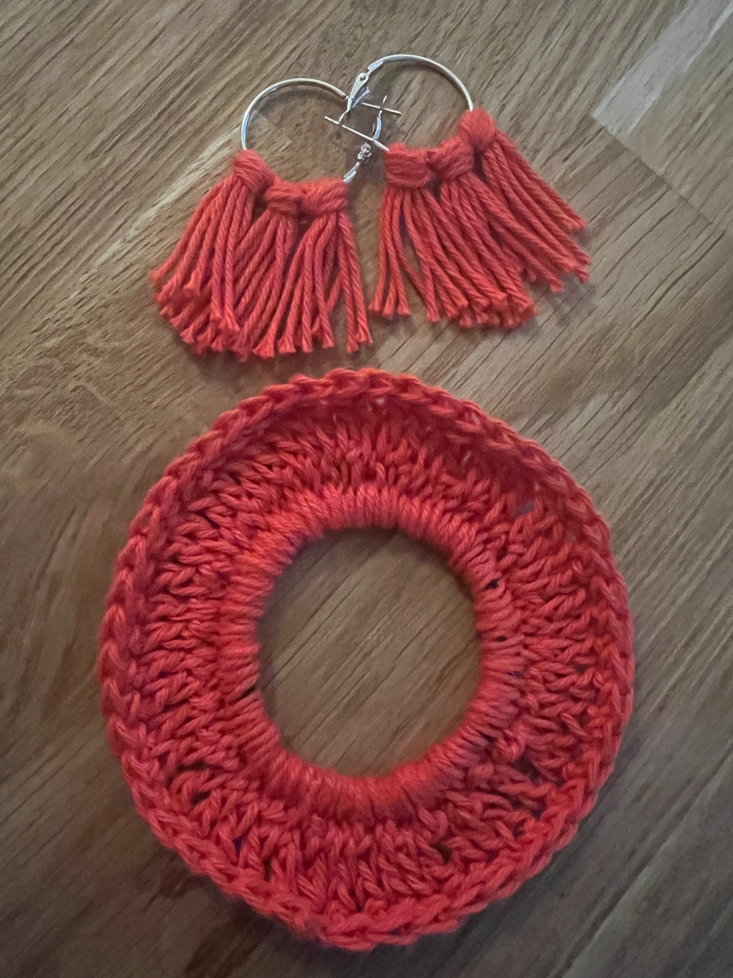 EARRINGS AND HAIRBAND