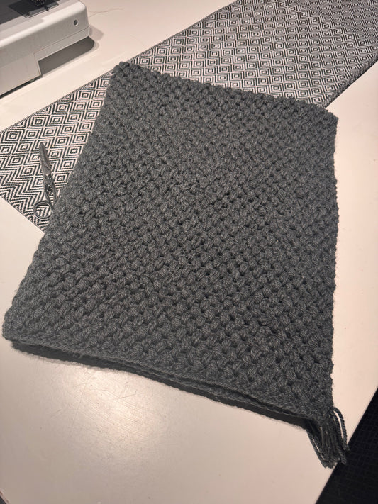 DARK GRAY CROCHET BLANKET