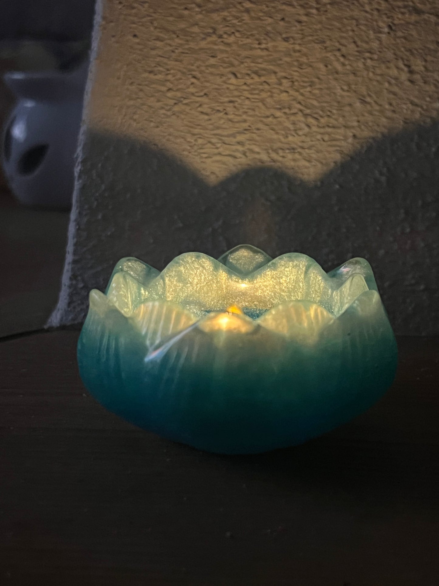 EPOXY BLUE LOTUS -CANDLE TEALIGHT HOLDER
