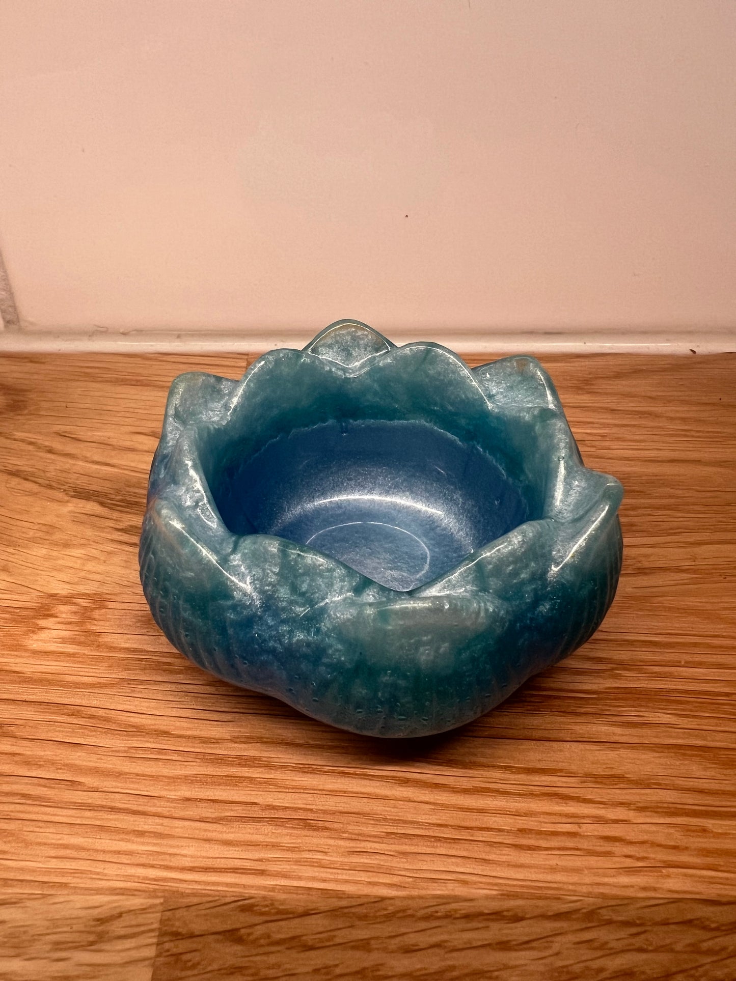 EPOXY BLUE LOTUS -CANDLE TEALIGHT HOLDER